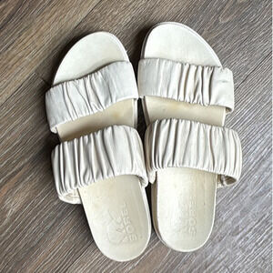 Sorel Women Ruched Strap White Cream Leather Slides Size 8